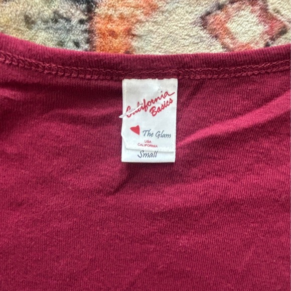 California Basics Maroon/Burgundy T-shirt - Picture 2 of 2